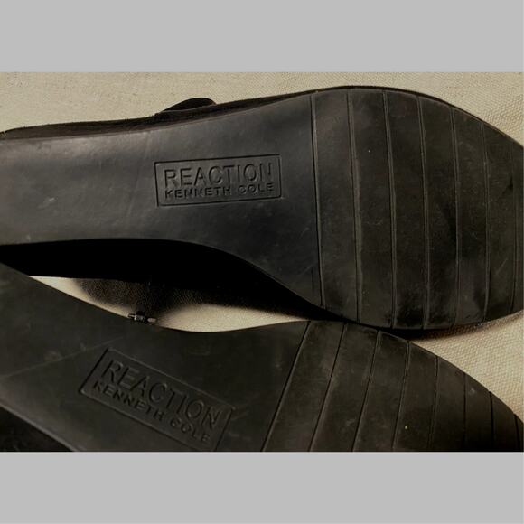 Kenneth Cole Reaction Booties Womens Size 8.5 Tip Plain Wedge Black Ankle Boots - Picture 8 of 9